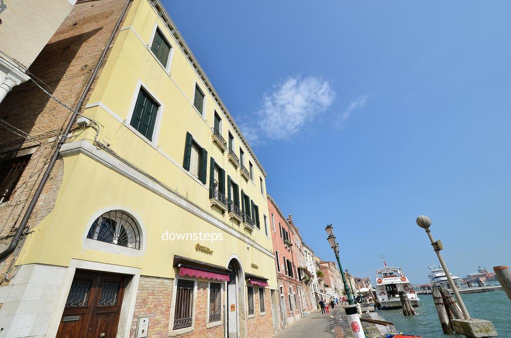 Wonderful-canal-view 4pax Wi-fi Aircond *